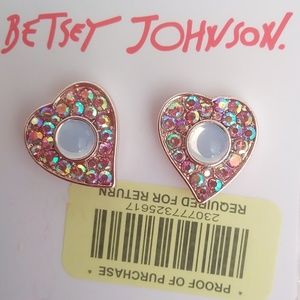 Betsey Johnson New White Heart Earrings